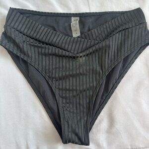 Ribbed High-Cut Bikini Bottoms - Black